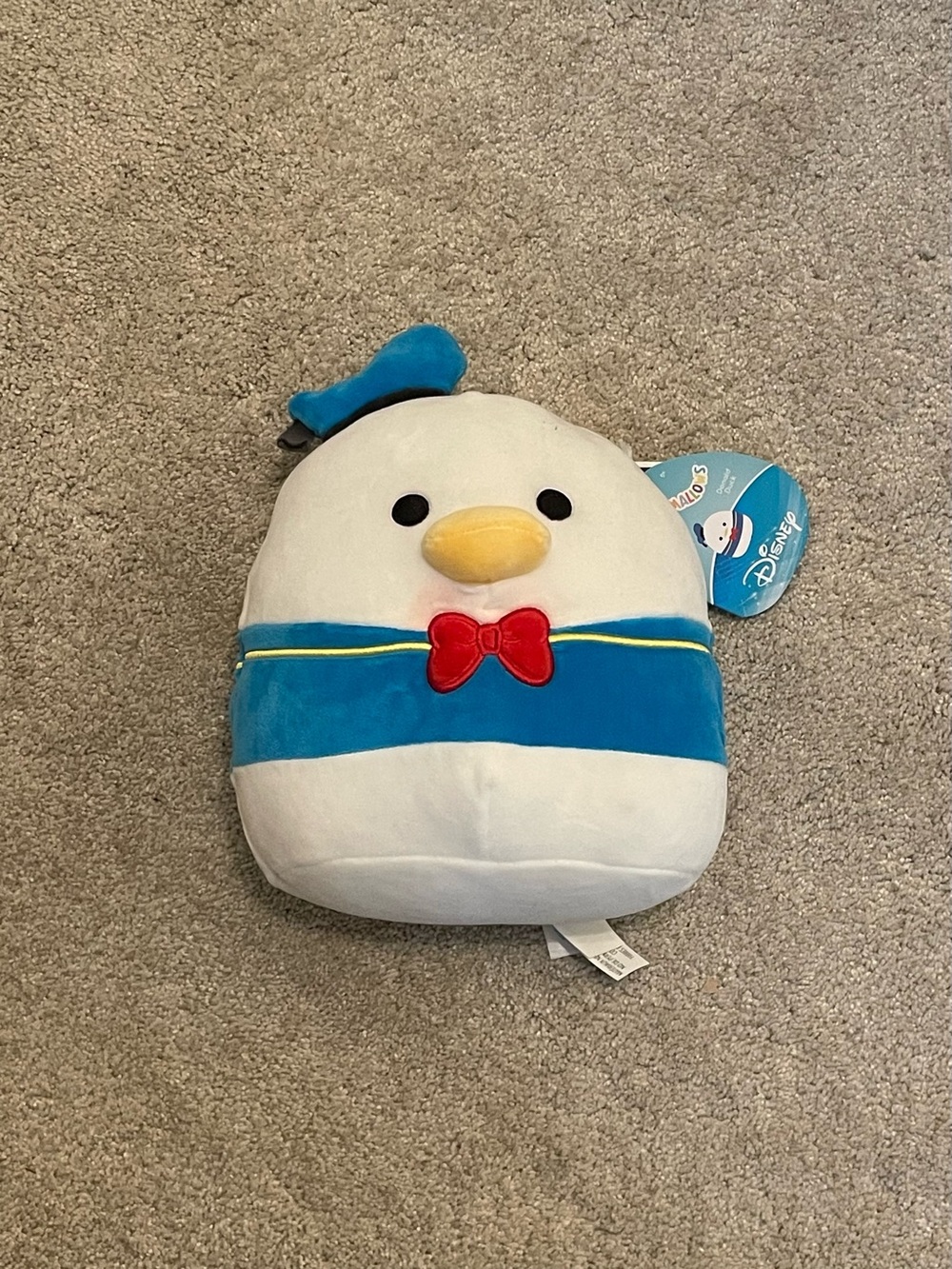 NWT Disney Donald Duck Squishmallow